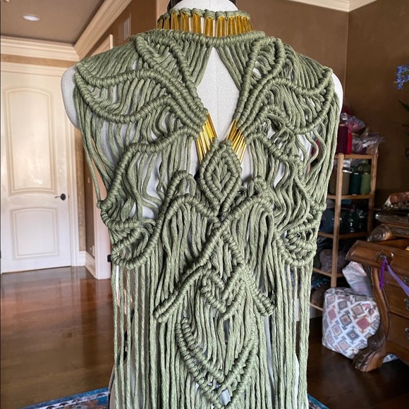 Handmade Macrame Crochet Cape - Picture 4 of 5